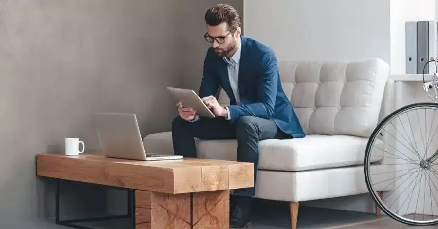 Bravedo automates and develops with Rillion